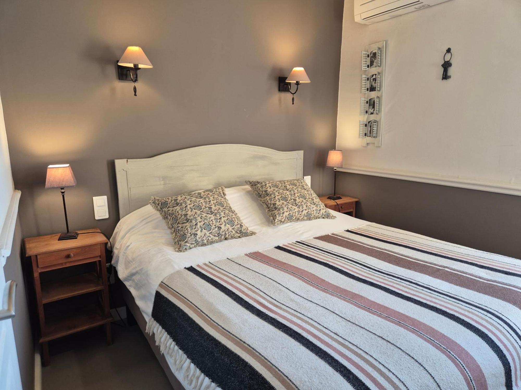 Logishotels Le Relais Du Quercy Meyssac Екстер'єр фото